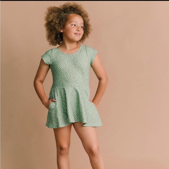 HONEYMARK KIDS PEPPER DRESS HONEY MARK NWT VARIOUS SIZES SWIM - Picture 1 of 1